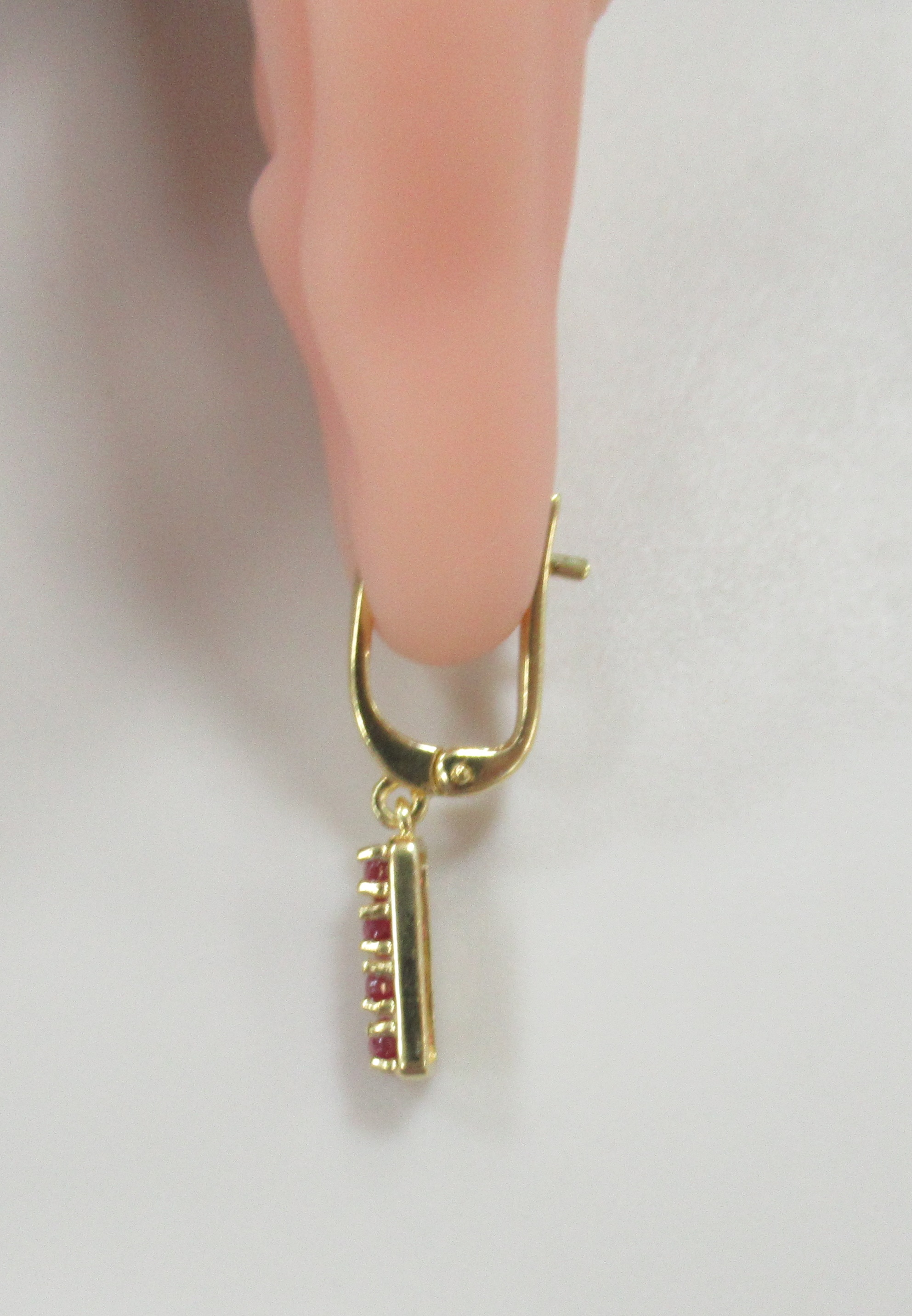 Серебряные серьги с рубинами